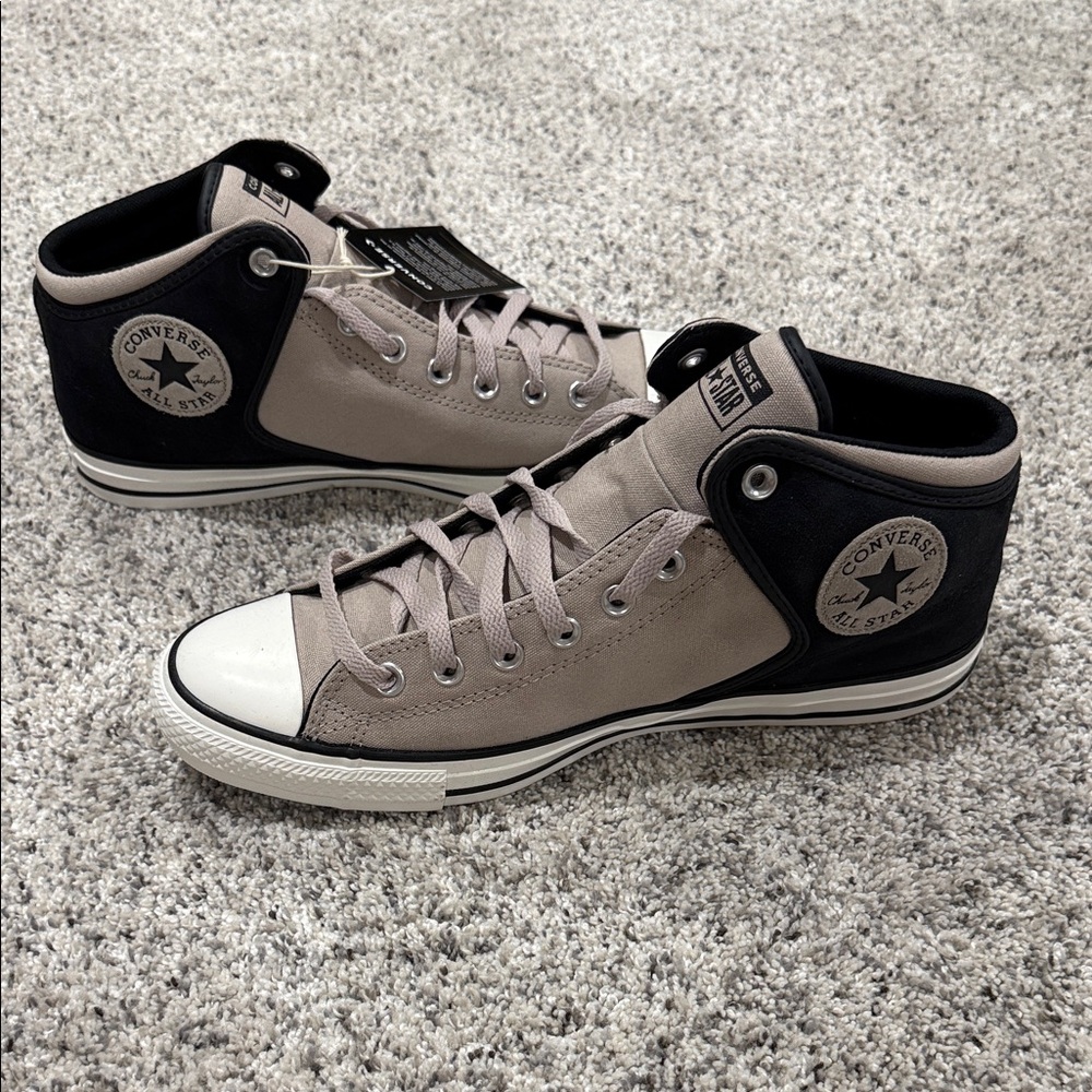 Converse Men's Black and Beige Sneakers